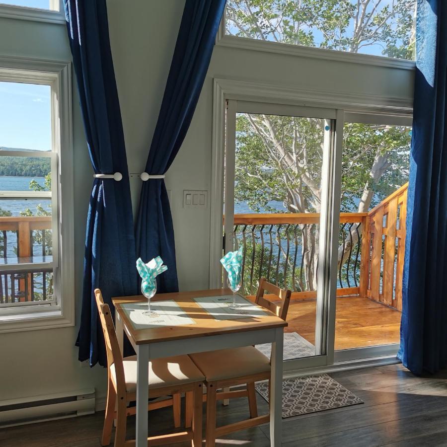 Knotty Pine Ocean Front Suite - Adults Only 英戈尼什 外观 照片