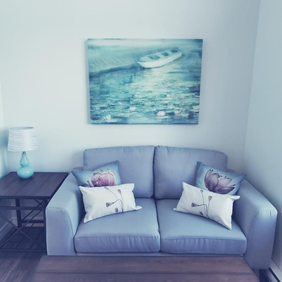 Knotty Pine Ocean Front Suite - Adults Only 英戈尼什 外观 照片