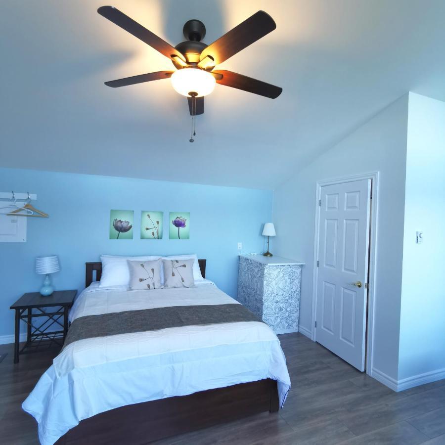 Knotty Pine Ocean Front Suite - Adults Only 英戈尼什 外观 照片