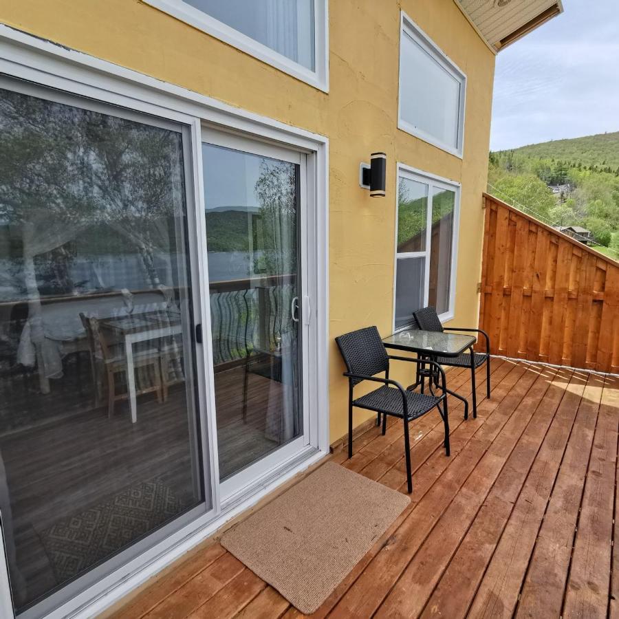 Knotty Pine Ocean Front Suite - Adults Only 英戈尼什 外观 照片