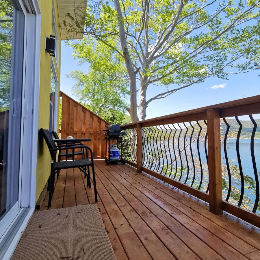Knotty Pine Ocean Front Suite - Adults Only 英戈尼什 外观 照片