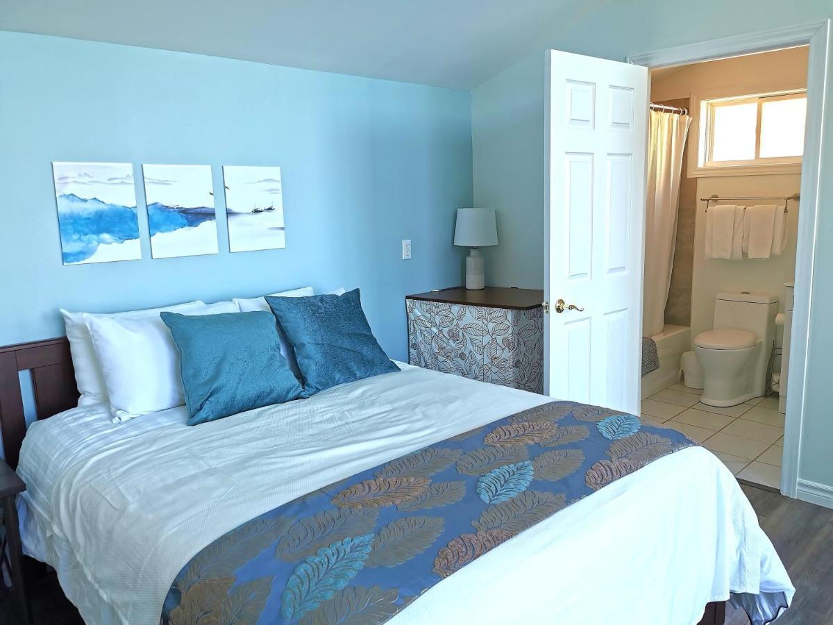 Knotty Pine Ocean Front Suite - Adults Only 英戈尼什 外观 照片